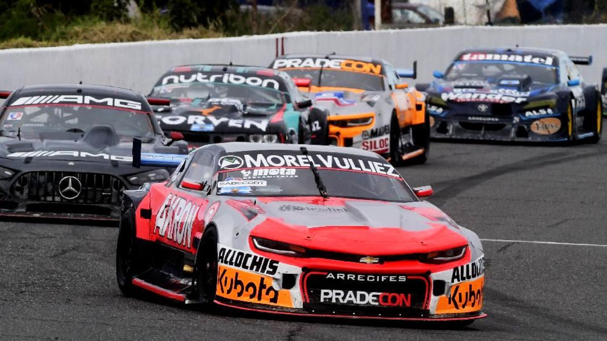 Valentín Aguirre fue el poleman y ganador de punta a punta de la Final del Turismo Carretera en Rafaela. Valentín Aguirre fue el poleman y ganador de punta a punta de la Final del Turismo Carretera en Rafaela.