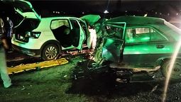 El duro accidente en Maipú generó un rápido operativo de rescate y asistencia en el lugar durante la noche del domingo. (Foto Gentileza Mnisterio de Seguridad).