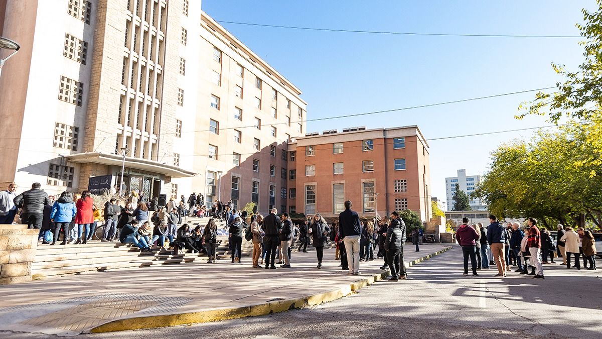 Los paros de Empleados y Funcionarios Judiciales se hicieron sentir desde marzo. Los paros de Empleados y Funcionarios Judiciales se hicieron sentir desde marzo.