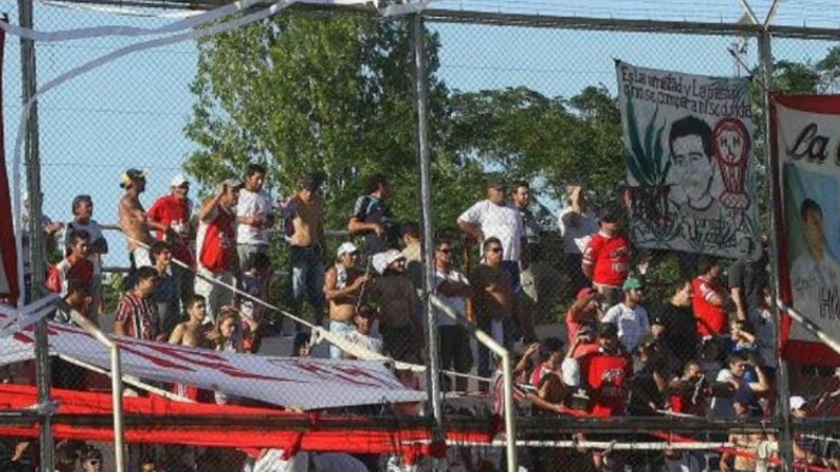 Los hinchas de Huracán Las Heras no podrán ir a la cancha de Luján