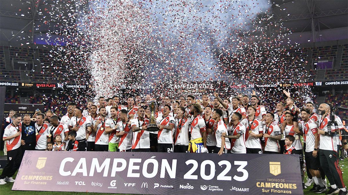 River ganó el Trofeo de Campeones 2023.