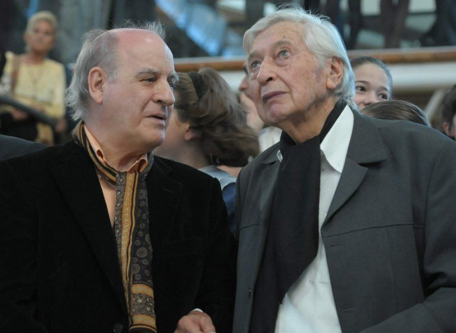 Dos de los máximos exponentes de la cultura mendocina, Quino y Julio Le Parc, han sido homenajeados por el Fondo Nacional de las Artes. Dos de los máximos exponentes de la cultura mendocina, Quino y Julio Le Parc, han sido homenajeados por el Fondo Nacional de las Artes.