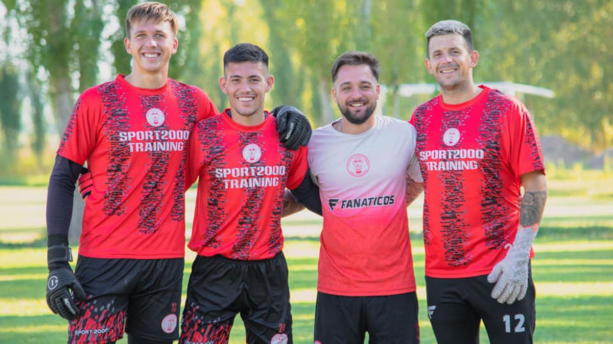 Los arqueros Marsengo, Ignacio Luján , Gonzalo Rodríguez ( entrenador arqueros ) e Ignacio Acordino.