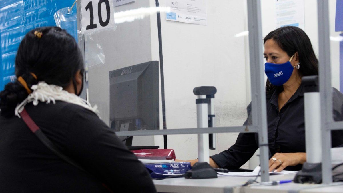 ANSES: ATP, AUH, jubilados: quién cobra hoy 18 de noviembre