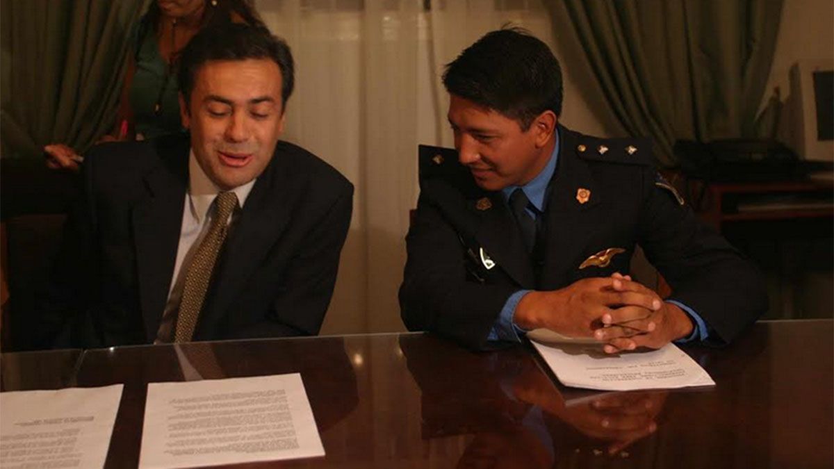 Camilo Uvilla era Jefe de Custodios de Julio Cobos cuando fue gobernador de Mendoza entre el 2003 y el 2007
