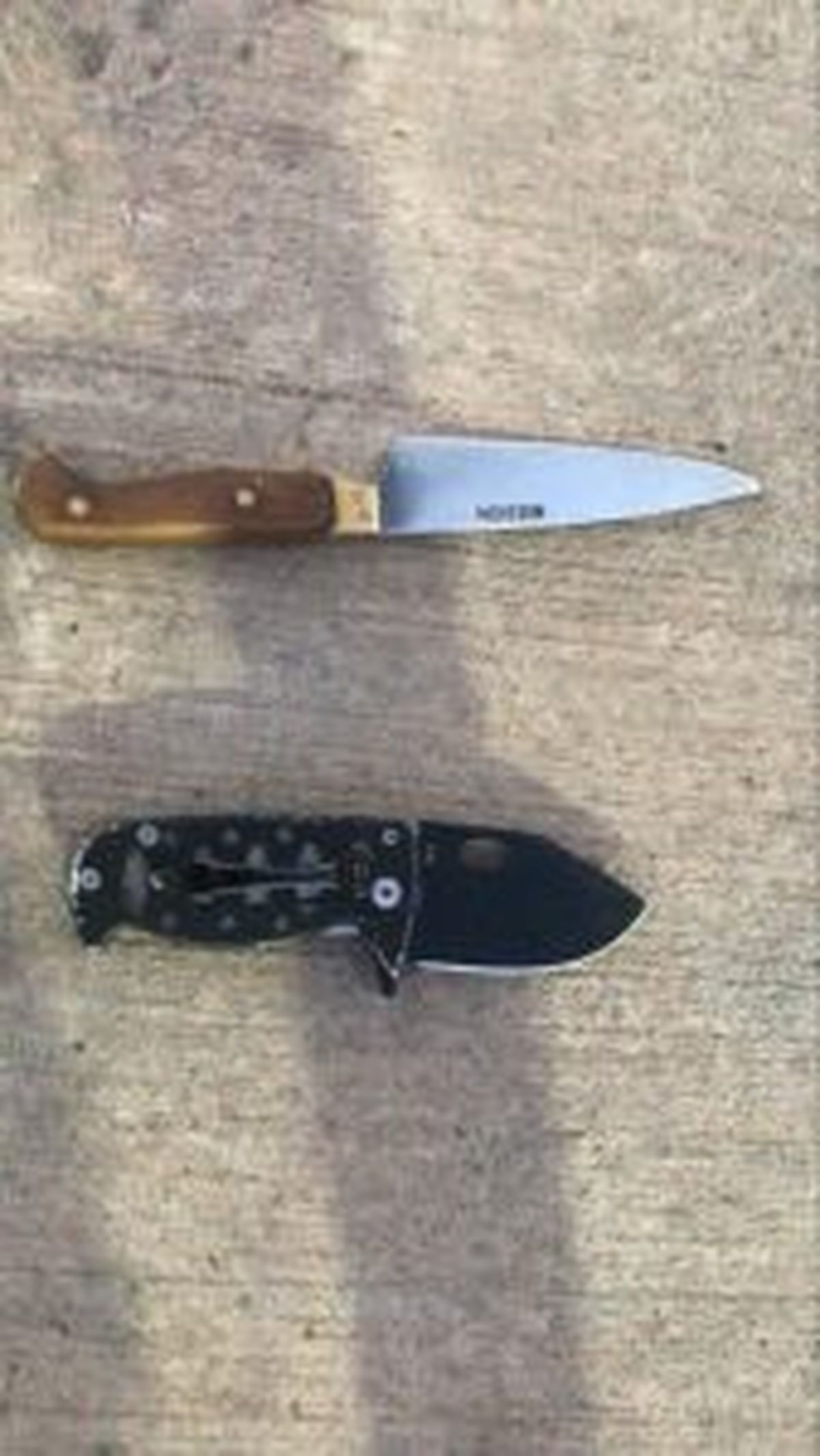 Las armas blancas usadas por la pareja detenida. Las armas blancas usadas por la pareja detenida.