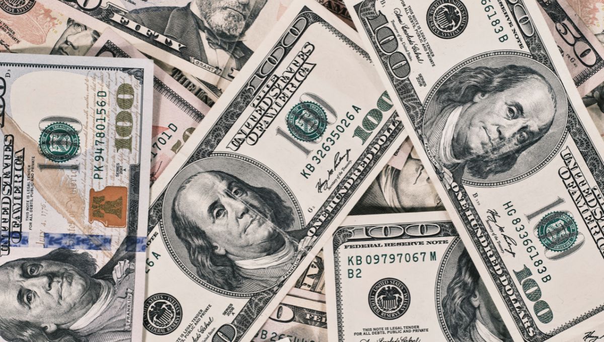 El dólar oficial y el blue extendieron su brecha este martes 19 de agosto.