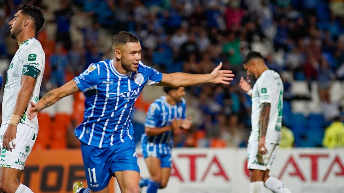 El goleador Tomás Conechny sería otro de los jugadores que dejaría el Tomba. El goleador Tomás Conechny sería otro de los jugadores que dejaría el Tomba.