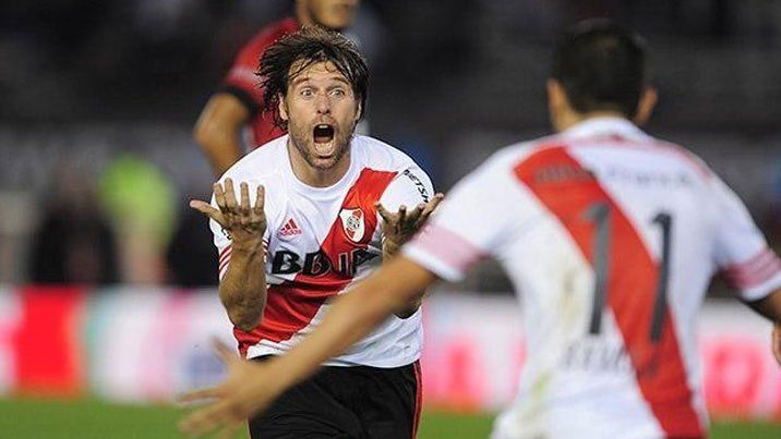 Cavenaghi recordó un gol histórico y emocionó a todos