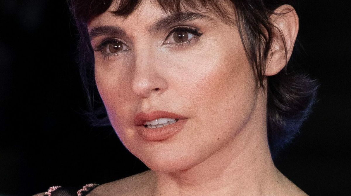 Netflix acaba de estrenar la serie española con Verónica Echegui, la actriz que falleció en 2025