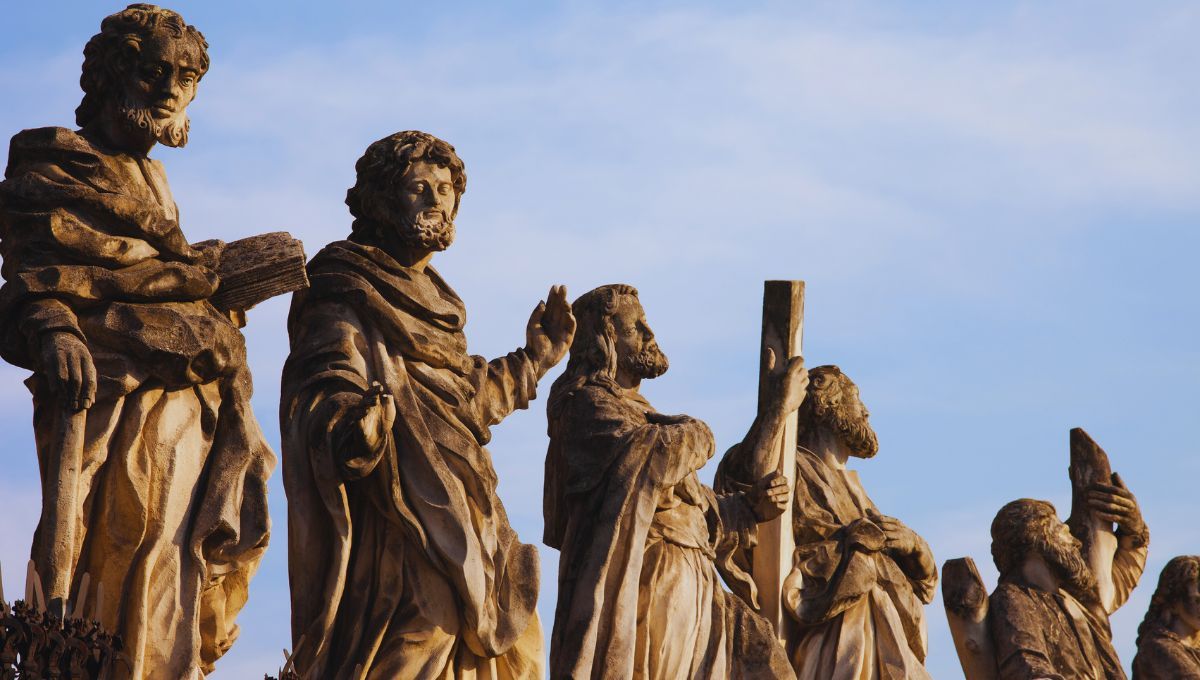 FUENTE CANVA FUENTE CANVA