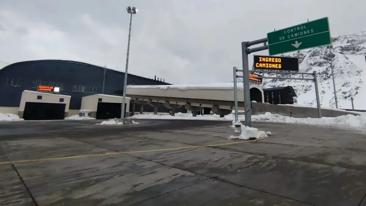 No todos saben qué tipo de documentación se necesita para viajar a Chile en auto desde Argentina. No todos saben qué tipo de documentación se necesita para viajar a Chile en auto desde Argentina.