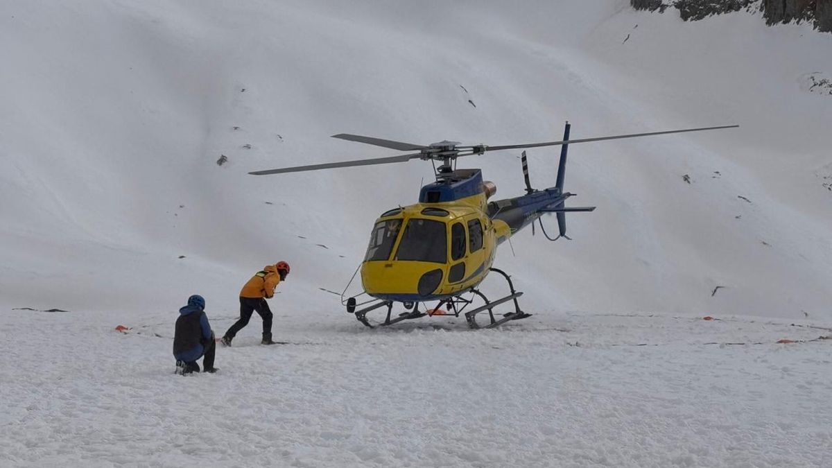 Helicopters se especializa en vuelos de rescate en alta montaña, son solicitados en el país y en otros lugares de Sudamérica.