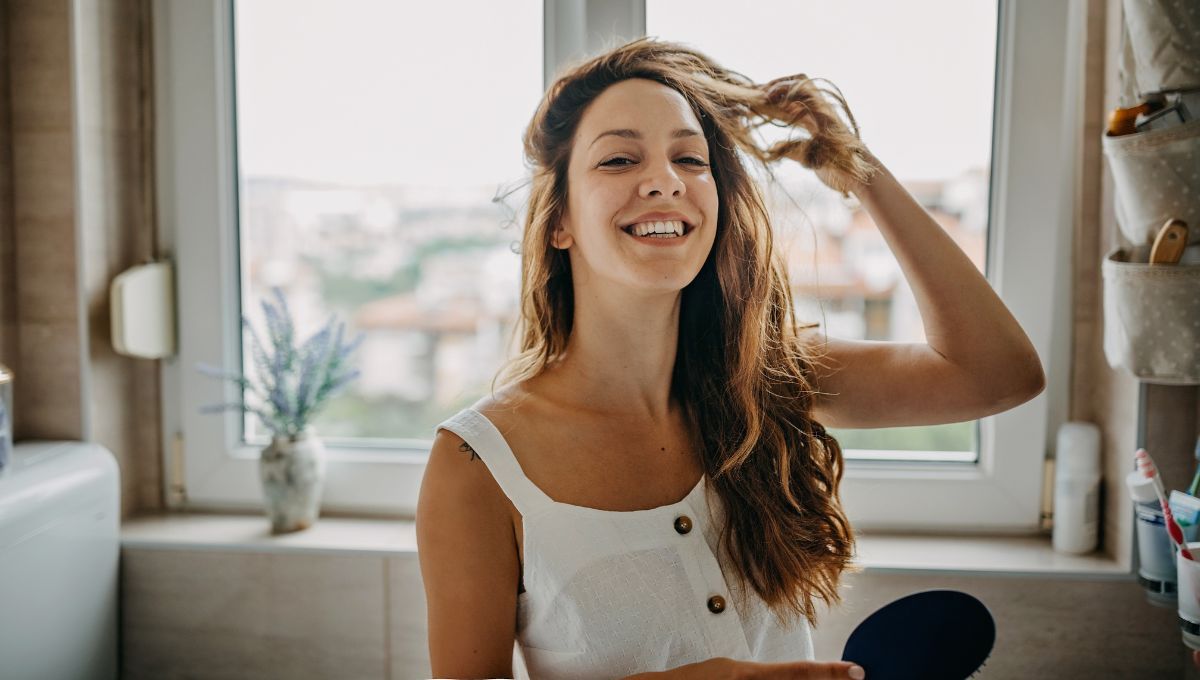 Cómo saber hacia qué lado tienes que peinarte, según la forma de tu rostro