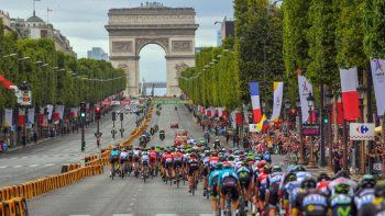Coronavirus: el plan B del Tour de Francia, que aún resiste la pandemia