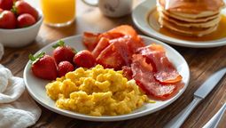 Acertijo: ¿te animás a descubrir cuáles son las dos cosas que nadie come antes del desayuno? Acertijo: ¿te animás a descubrir cuáles son las dos cosas que nadie come antes del desayuno?