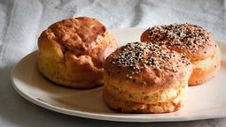 Recetas: pan de hamburguesa esponjoso, suave y riquísimo. Foto: gentileza Soyceliaconoextraterrestre.