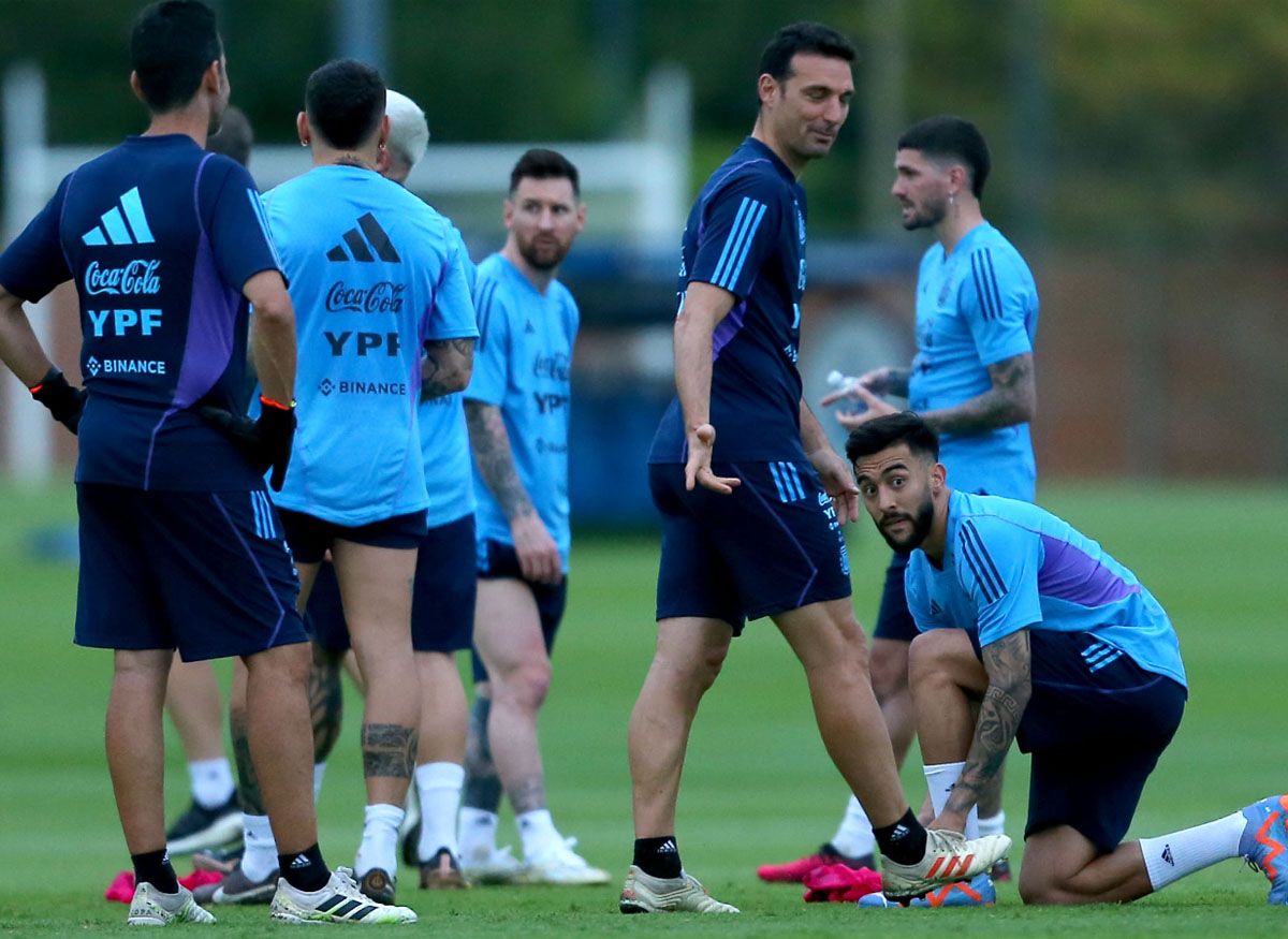 Lionel Scaloni pondría los mismos once que iniciaron la final entre la Selección argentina y Francia