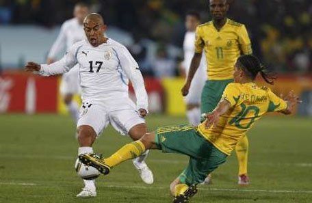 Mundial 2010: Uruguay le metió otro gol a Sudáfrica y le ganó 3-0