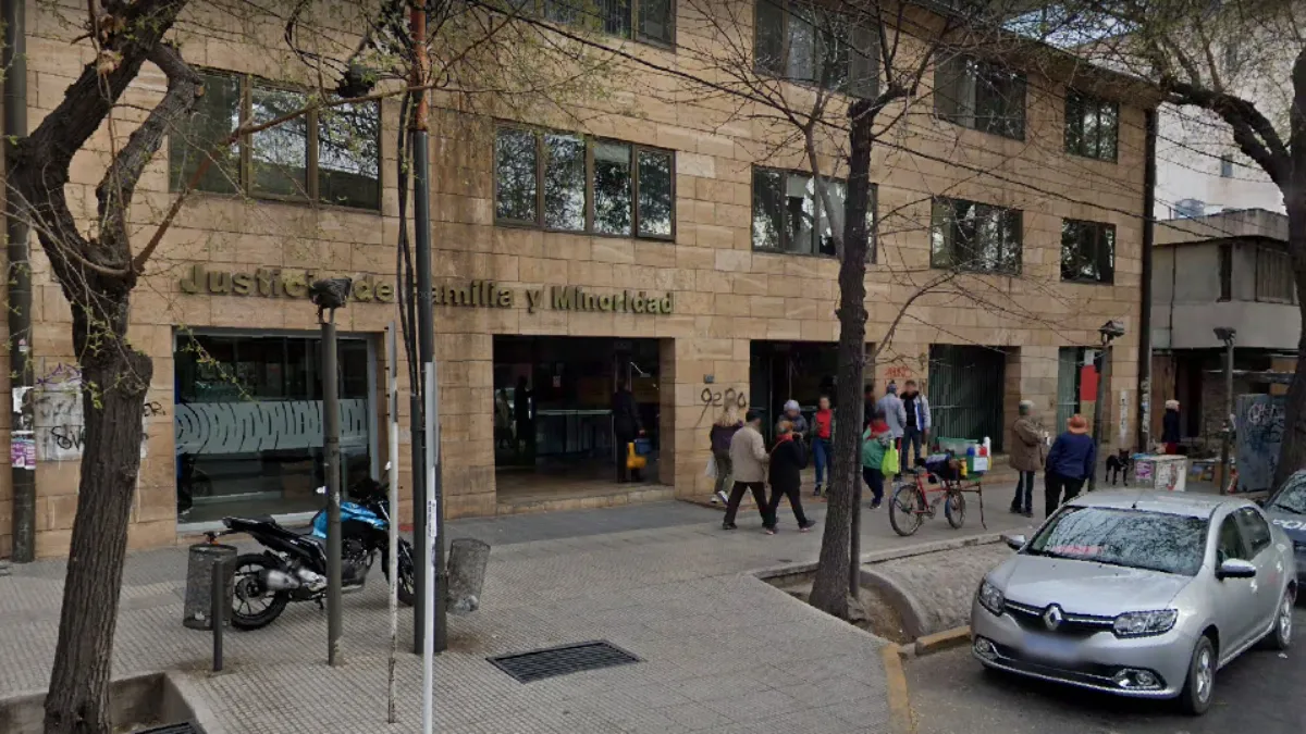 Cuatro dependencias oficiales trabajan para repatriar a los hermanos. Paralelamente, la Justicia Penal en Mendoza avanza contra el presunto abusador.