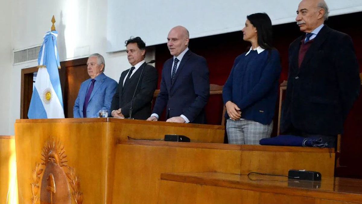 Si la cautelar contra Ganancias prospera, la postura de Llatser seguramente dividirá aguas con sus futuros colegas de Suprema Corte de Justicia