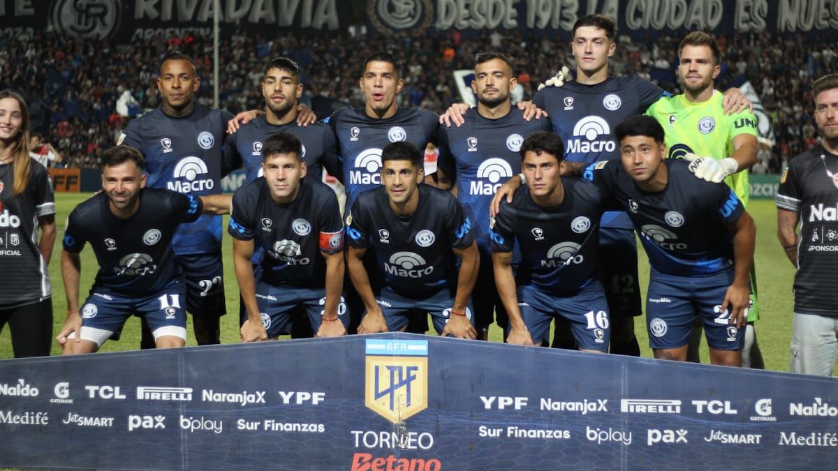 Independiente Rivadavia debutará ante Estudiantes de Caseros en la Copa Argentina 2025.