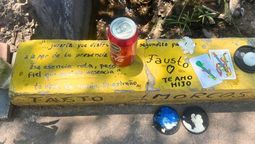 El santuario para Fausto Morcos en el lugar del accidente de tránsito. El santuario para Fausto Morcos en el lugar del accidente de tránsito.