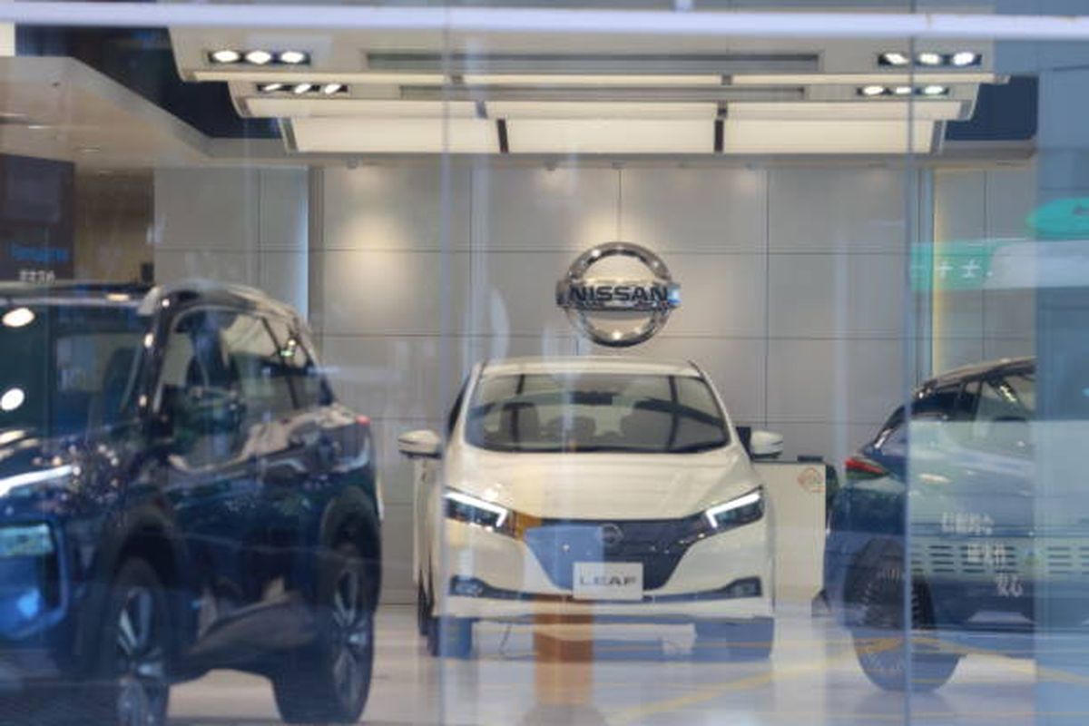 Nissan podría cerrar sus plantas en México. Nissan podría cerrar sus plantas en México.