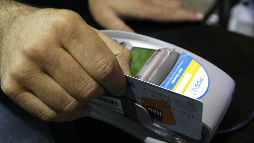 Diputados se reunieron con representantes de estaciones de servicio.