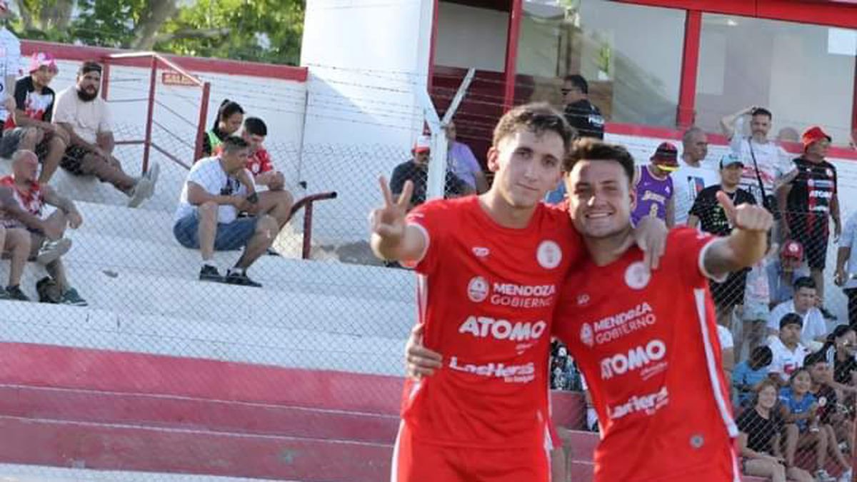 Tadeo Marchiori fue la gran figura de Huracán Las Heras. Marcó los goles del Globo ante Guaymallén.