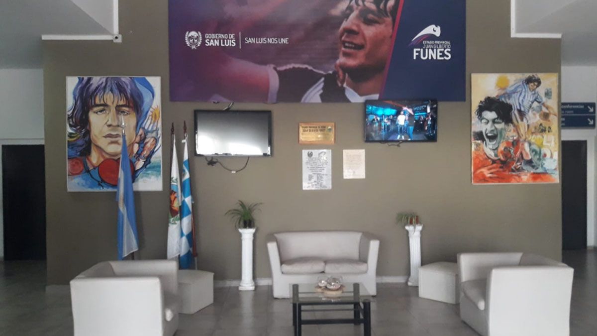 El hall de ingreso al estadio Juan Gilberto Funes.