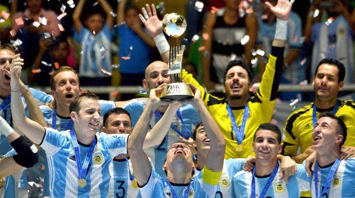 Los campeones del futsal serán homenajeados en Argentina-Paraguay