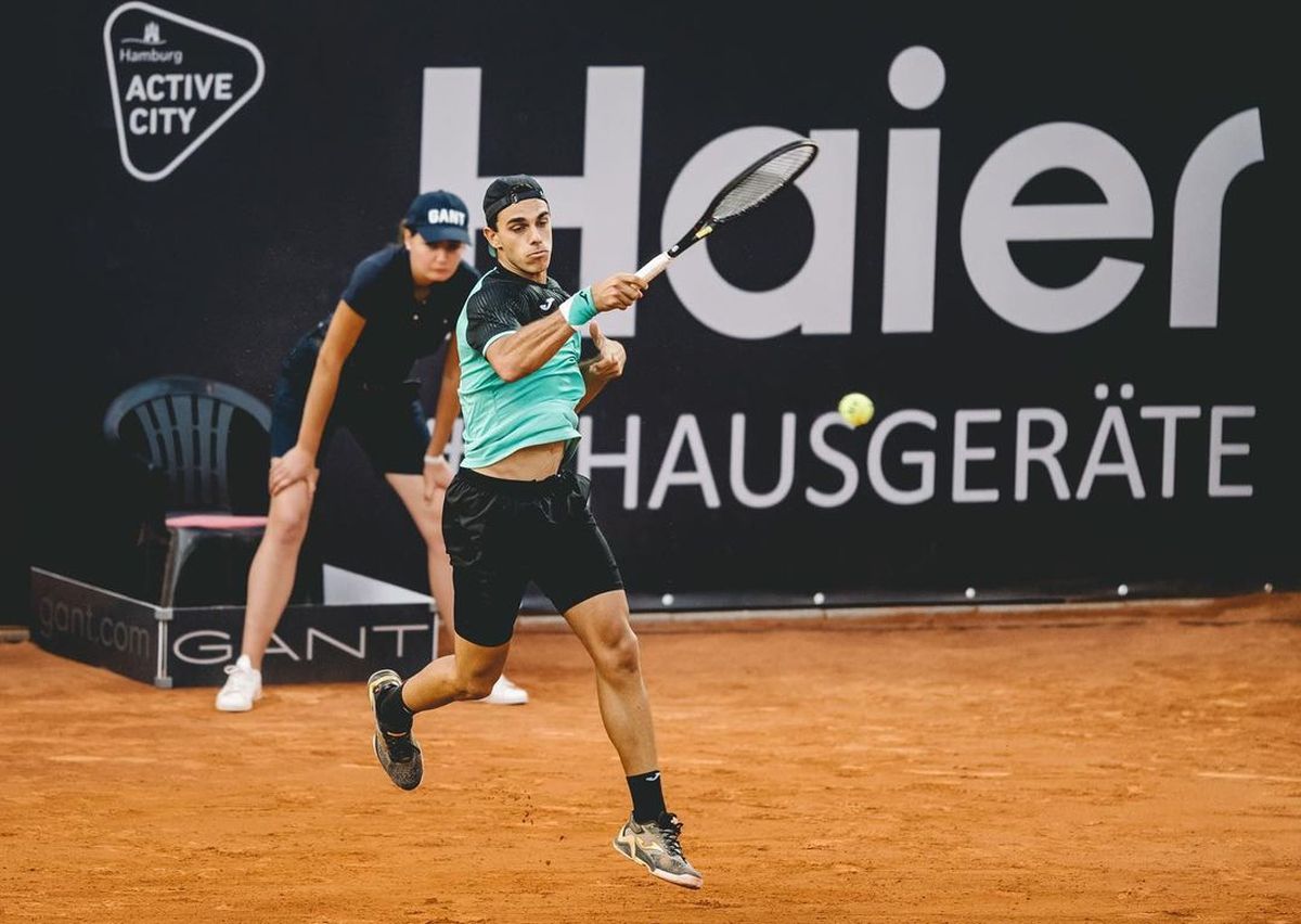 Francisco Cerúndolo sigue sumando triunfos y está en cuartos del ATP de Hamburgo