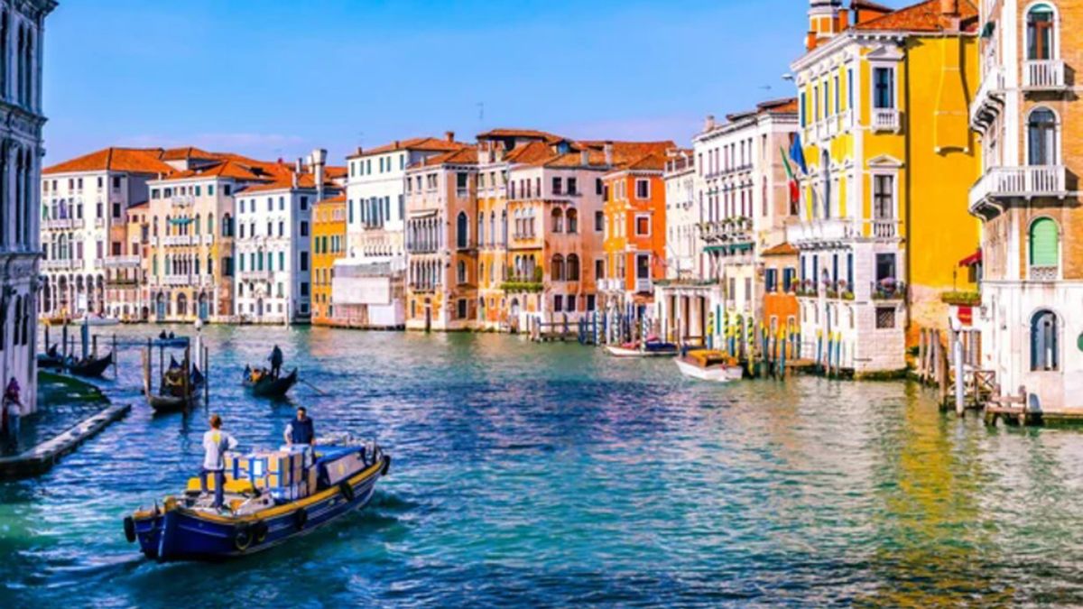 Venecia le cobra entrada a los turistas, ya recaudó 2 millones de euros y piensa duplicar la cifra