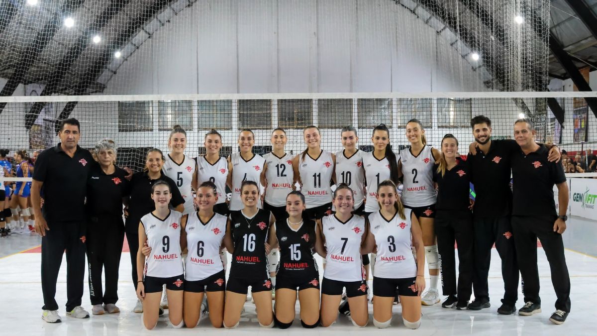 Glorias Argentinas, el plantel campeón que celebró en el estadio Pacífico.