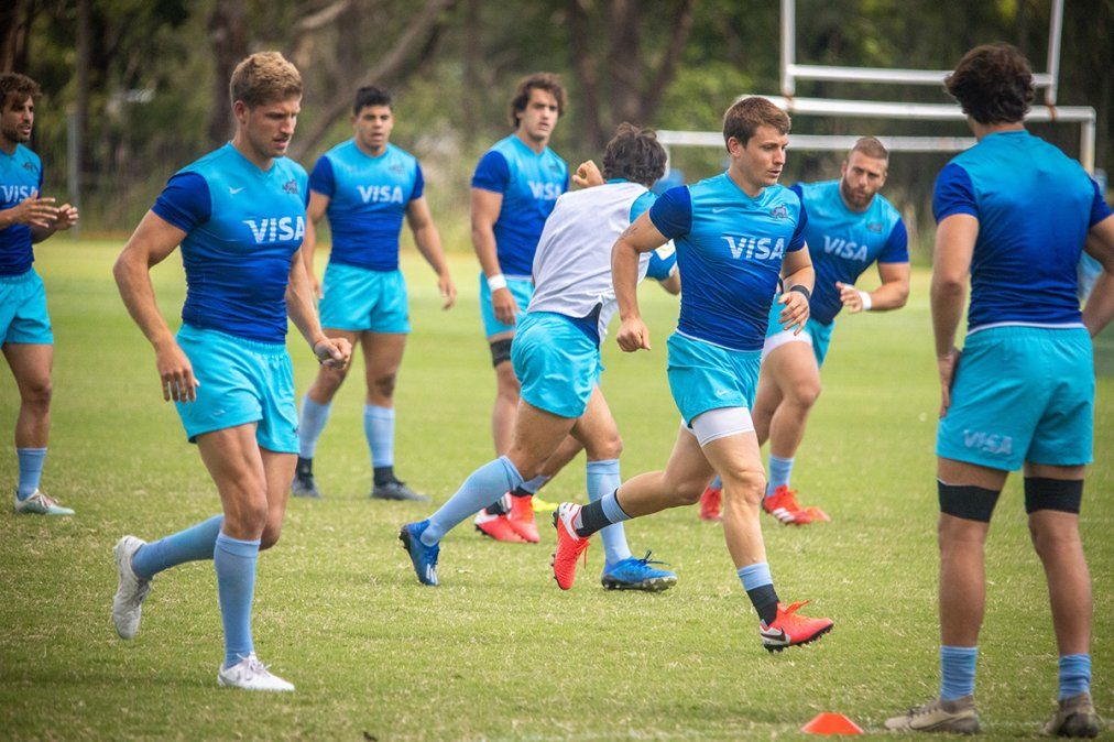 Miotti y Bertranou, una posible pareja de medios de Los Pumas en Australia. 