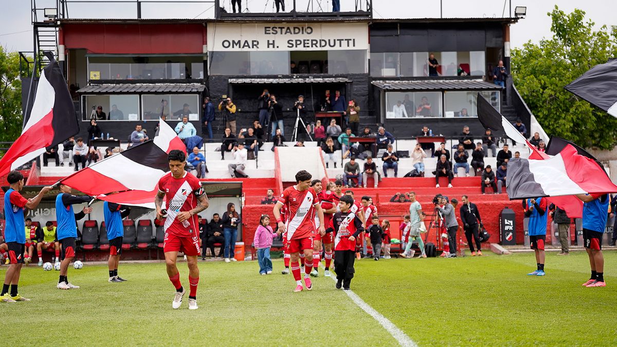 Deportivo Maipú recibe Güemes, con el objetivo&nbsp; de lograr un triunfo, en el último partido como local en el torneo.