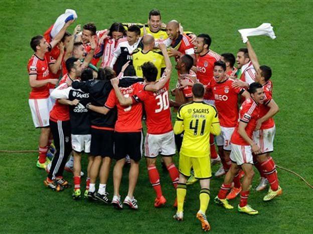 Benfica, con presencia mendocina, se consagró campeón en Portugal