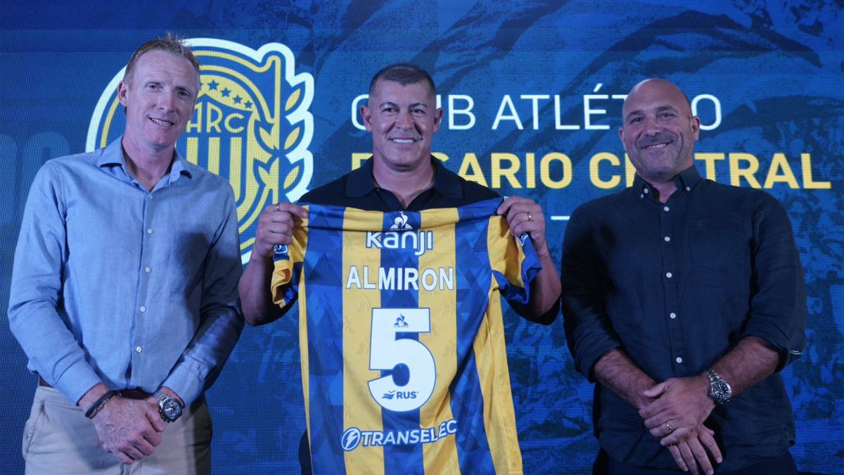 En Rosario Central asumió Almirón, despidieron a una figura y hay acuerdo con un nuevo refuerzo