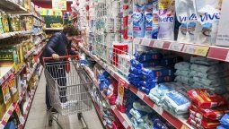 Las ventas en los súper acumulan 13 meses de descensos consecutivos