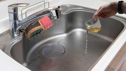 Un truco con vinagre sencillo, barato y original. Un truco con vinagre sencillo, barato y original.