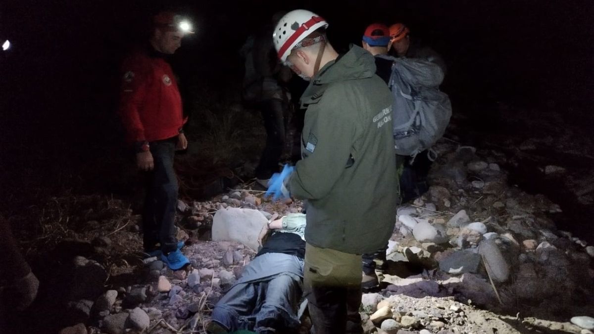 El operativo de rescate en Uspallata reunió a diversas fuerzas. El operativo de rescate en Uspallata reunió a diversas fuerzas.