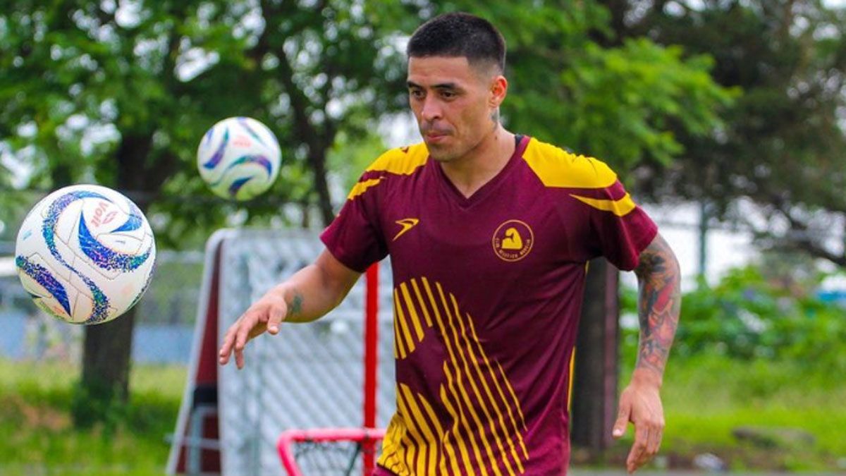 Brian Fernández solo jugó dos partidos en el Morelia de México Brian Fernández solo jugó dos partidos en el Morelia de México