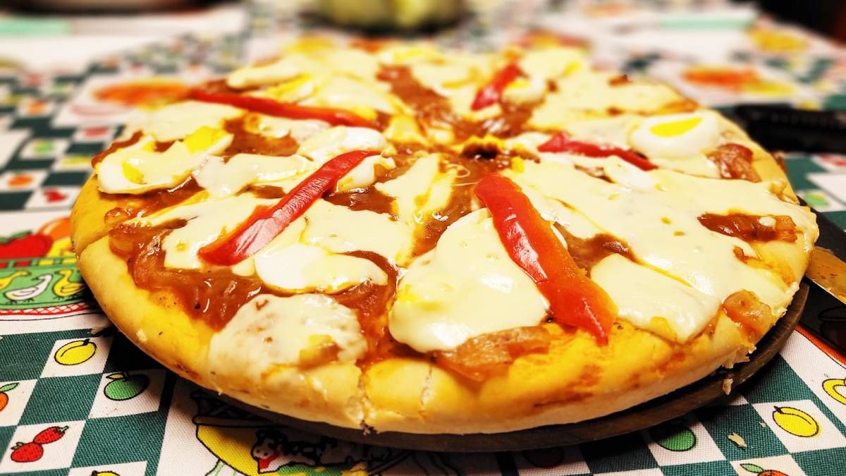 Exquisita. La pizza casera es muy superior a cualquier pizza industrial, y además, tiene muchos beneficios. Exquisita. La pizza casera es muy superior a cualquier pizza industrial, y además, tiene muchos beneficios. 