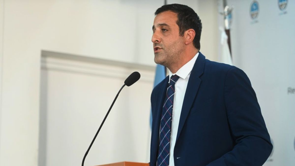 Cornejo oficializó al nuevo encargado de regular la energía eléctrica en Mendoza