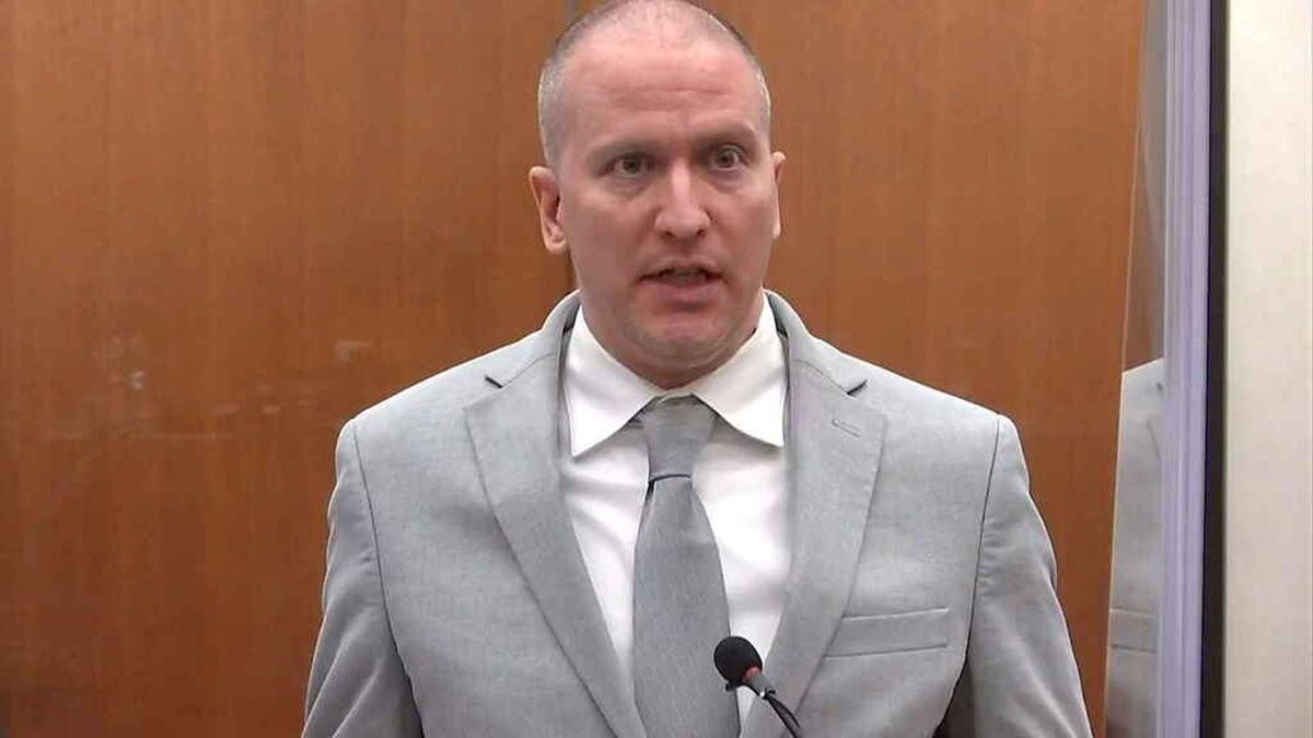 George Floyd: condenaron a 22 años de cárcel a un expolicía