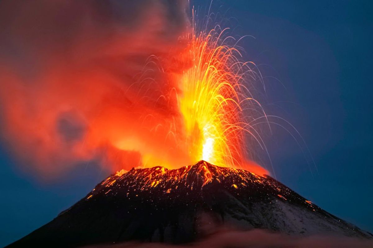 Este es el volcán más peligroso de Argentina y las razones de su alto riesgo