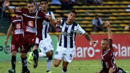 Los mira desde arriba: Talleres ganó y quedó como único puntero