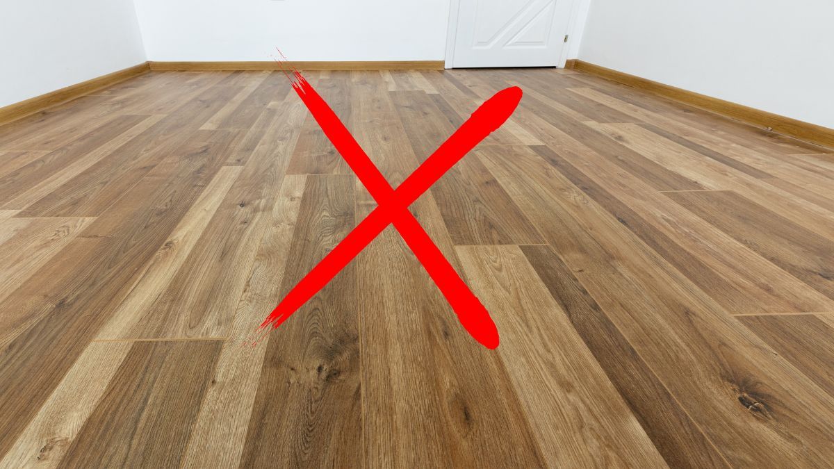 Adiós al piso flotante: la tendencia elegante y sofisticada que se impone en decoración de interiores para 2026