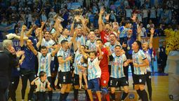 El festejo del plantel tras consagrarse en el Mundial de Futsal en 2019.